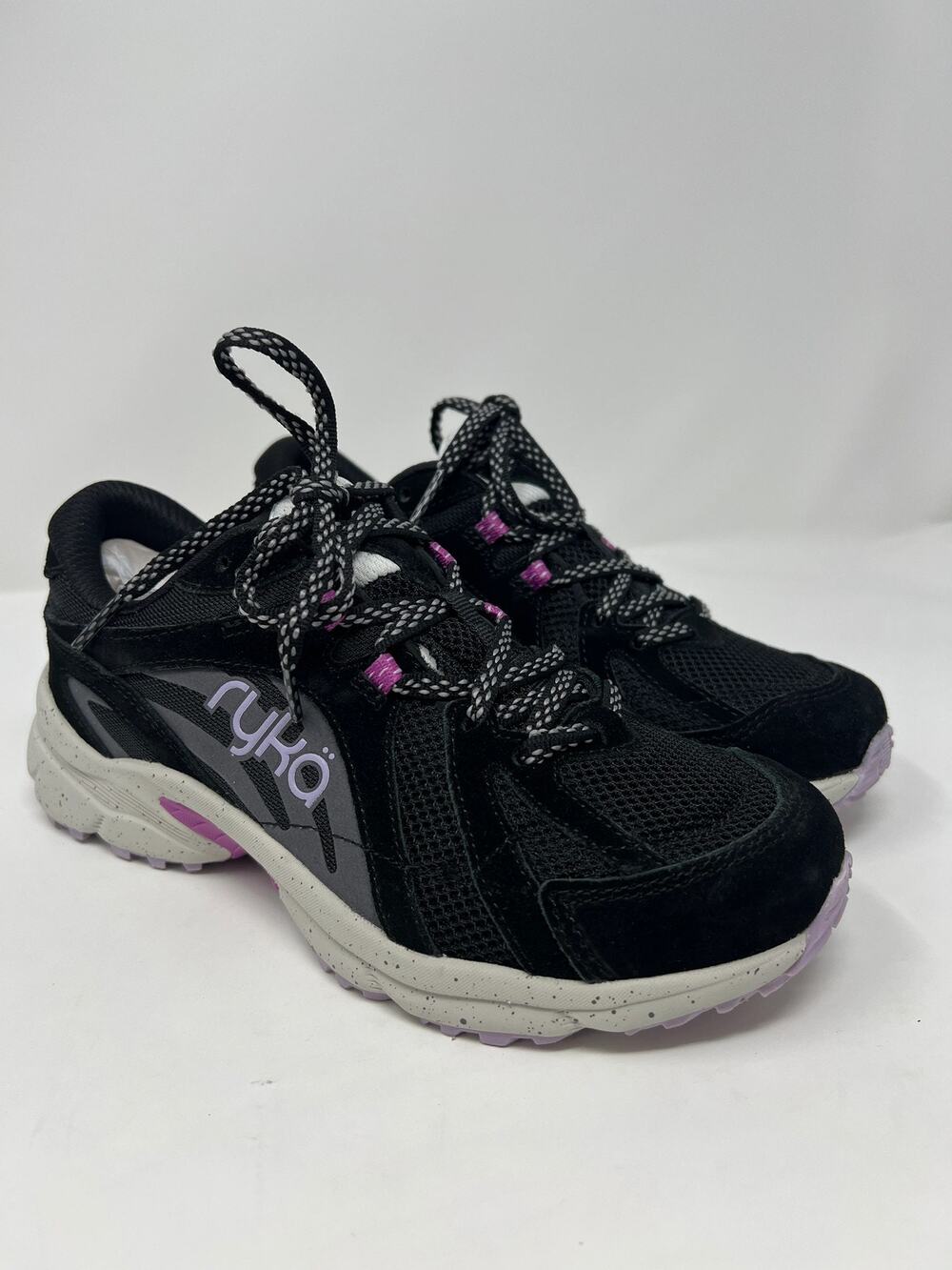 Ryka Women's 6.5M Skylift Black Trail Walking Shoes